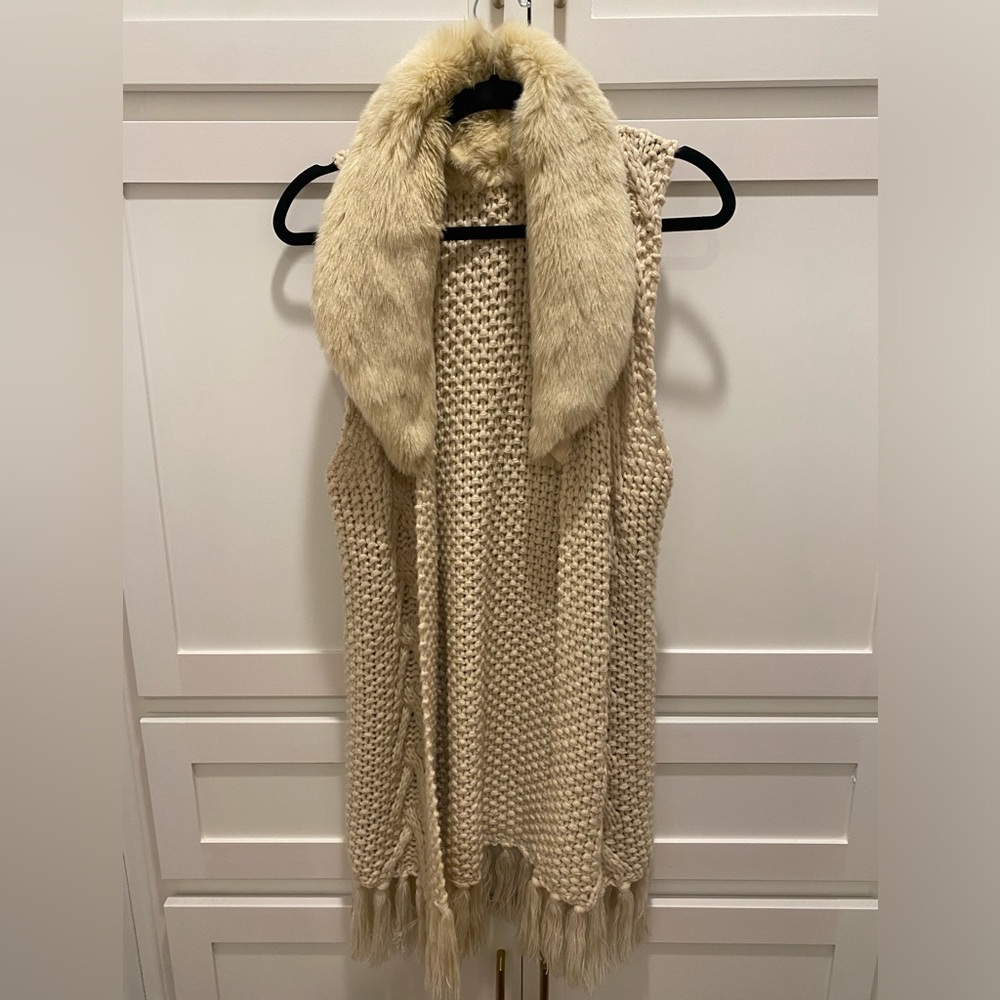 Anthropologie Cream duster with faux fur collar😍